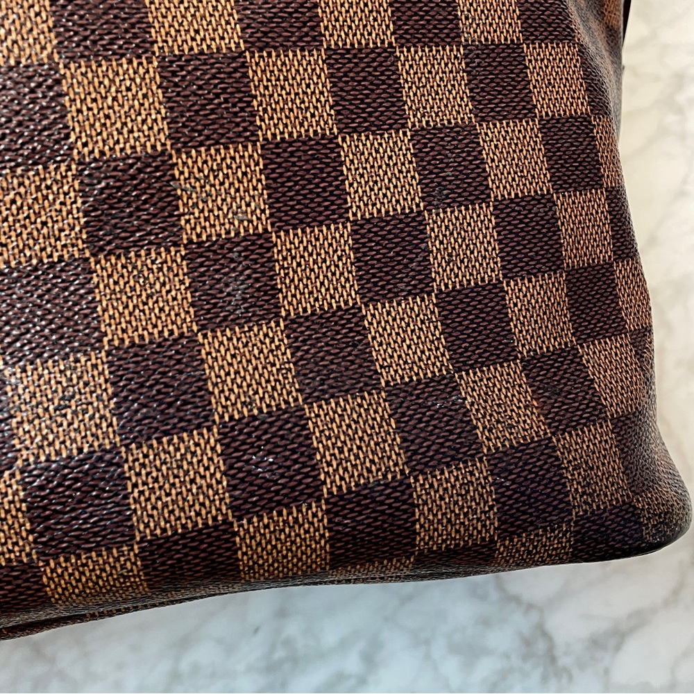 Louis Vuitton Damier Ebene Neverfull MM - Picture 6 of 15